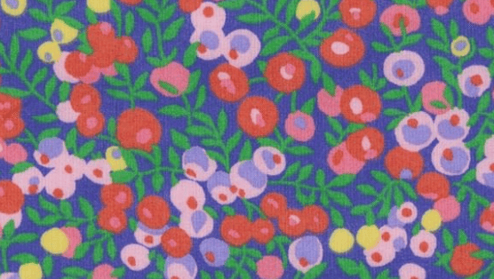 Triangle en 140 cm de longueur et 47 cm de hauteur en Liberty de coton doublé