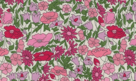 Triangle en 140 cm de longueur et 47 cm de hauteur en Liberty de coton doublé