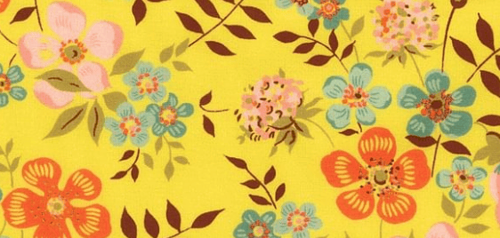 Triangle en 140 cm de longueur et 47 cm de hauteur en Liberty de coton doublé