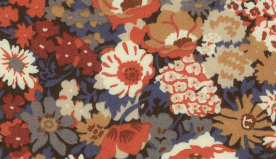 Triangle en 140 cm de longueur et 47 cm de hauteur en Liberty de coton doublé