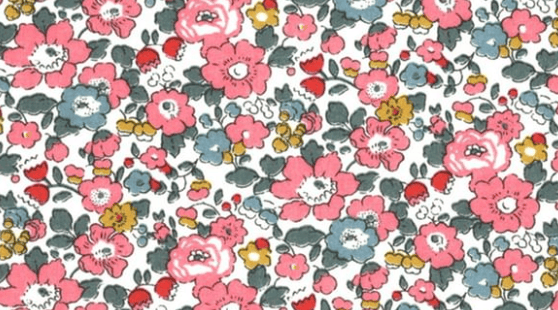 Triangle en 140 cm de longueur et 47 cm de hauteur en Liberty de coton doublé