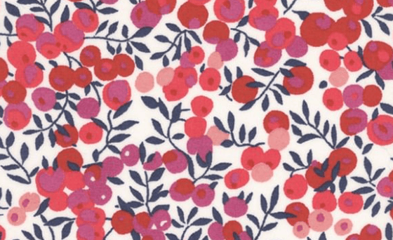 Triangle en 140 cm de longueur et 47 cm de hauteur en Liberty de coton doublé