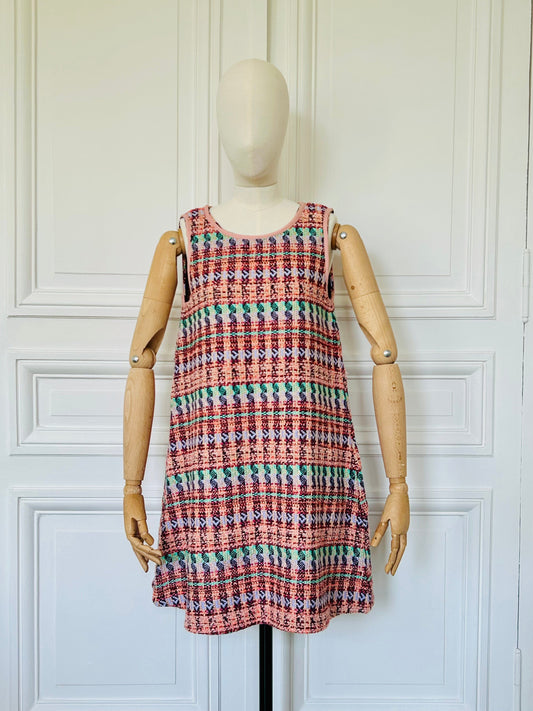 Robe en tweed multicolore sans manches fabriquée en France