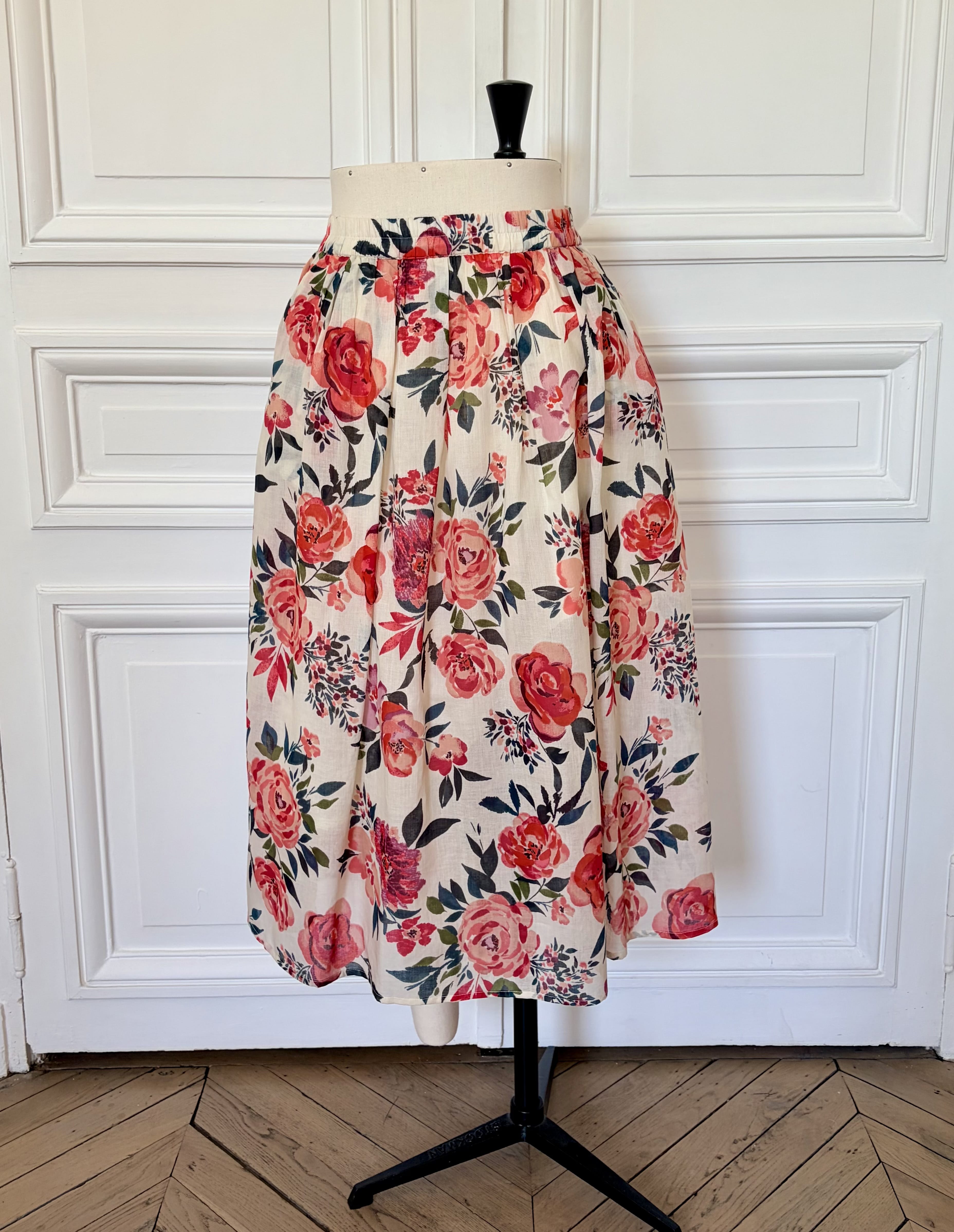 Jupe en coton fleurie rose