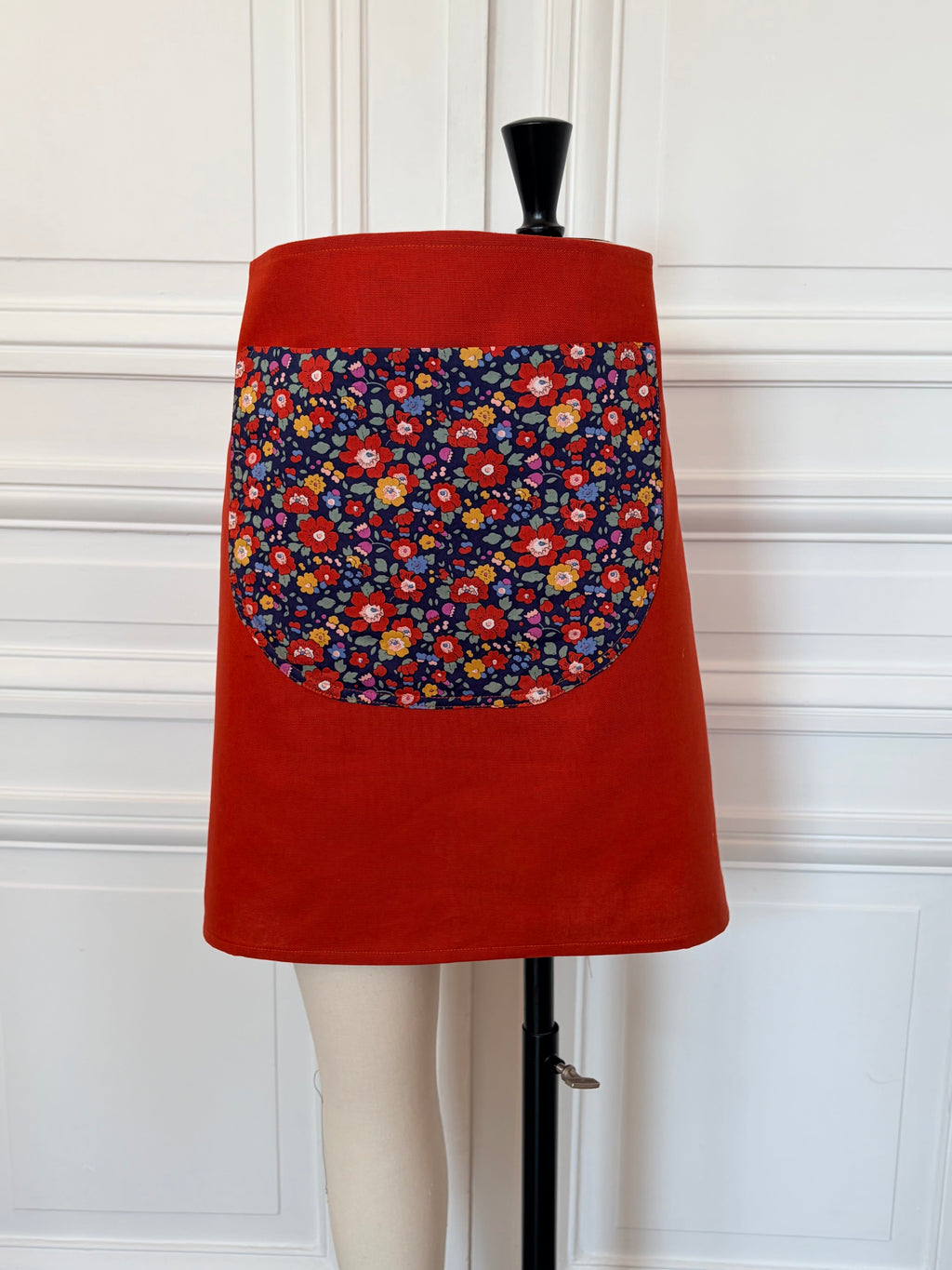Tablier court en coton et Liberty fabriqué en France