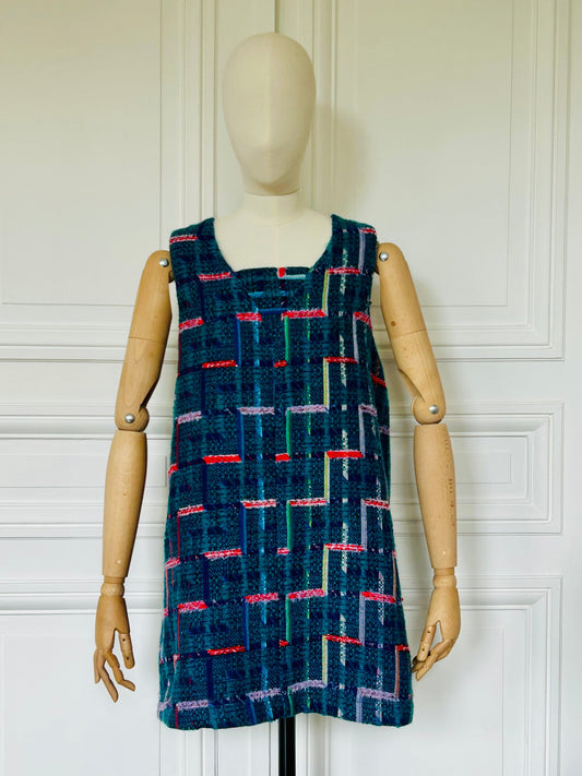 Robe en V en très tweed multicolore et fabriquée en France
