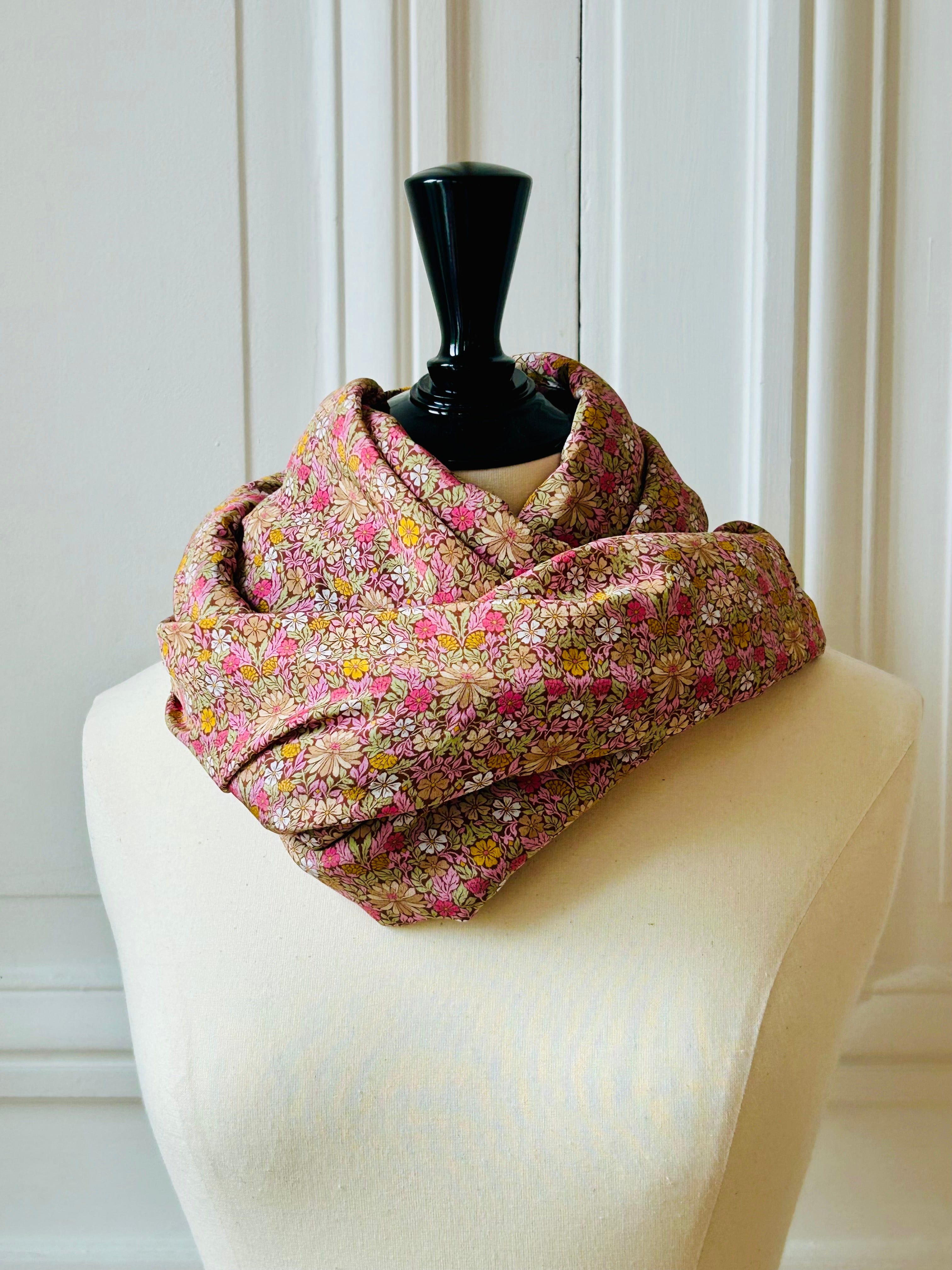 Snood double tour en Liberty de soie fleuri
