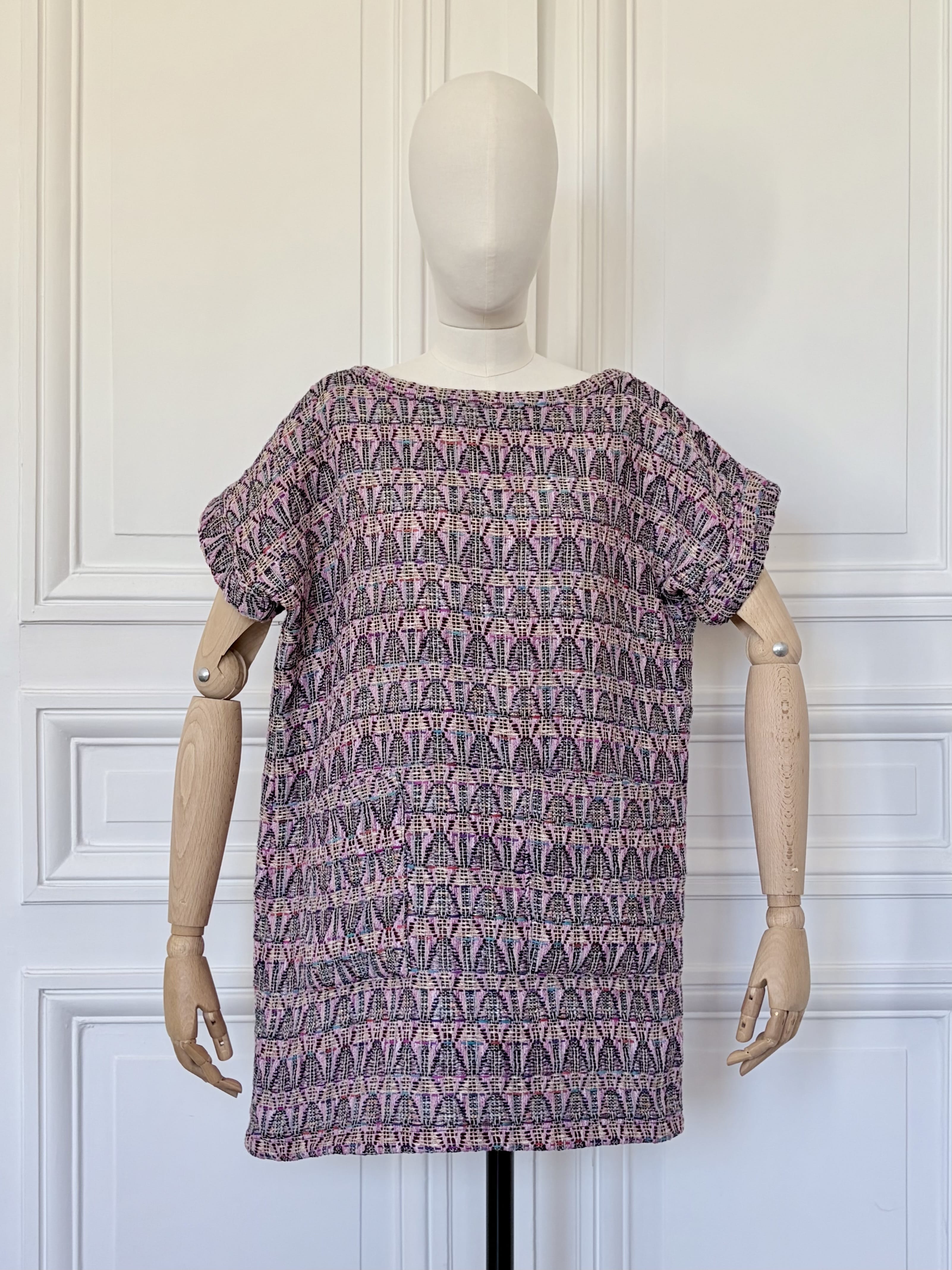 Robe en tweed multicolore tissé et fabriquée en France