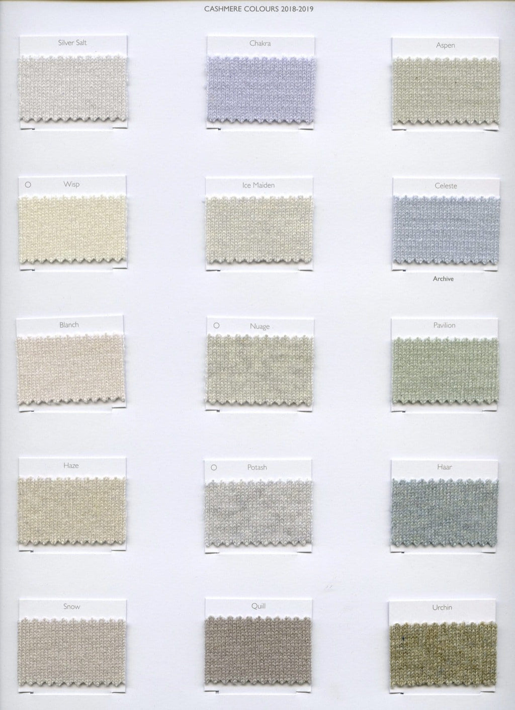 Tour de cou enfant rose layette tricoté en France 100% cachemire maille serrée