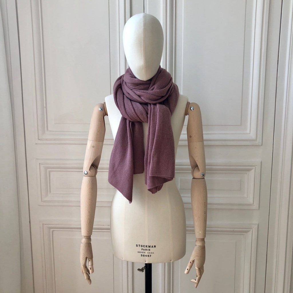 Echarpe vieux rose tricotée en France 250x60 cm 100% cachemire maille mousseuse