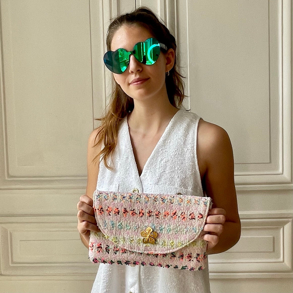 Pochette Sylvestre en tweed rose, orange, bleu ciel et vert tissé et fabriqué en France