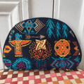 Pochette Sam en tweed bleu marine, orange, rose, turquoise et jaune tissé et fabriquée en France