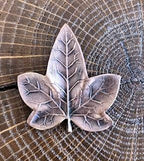 Broche Feuille de lierre cuivrée Evesome - Evesome Copper Ivy Leaf Brooch