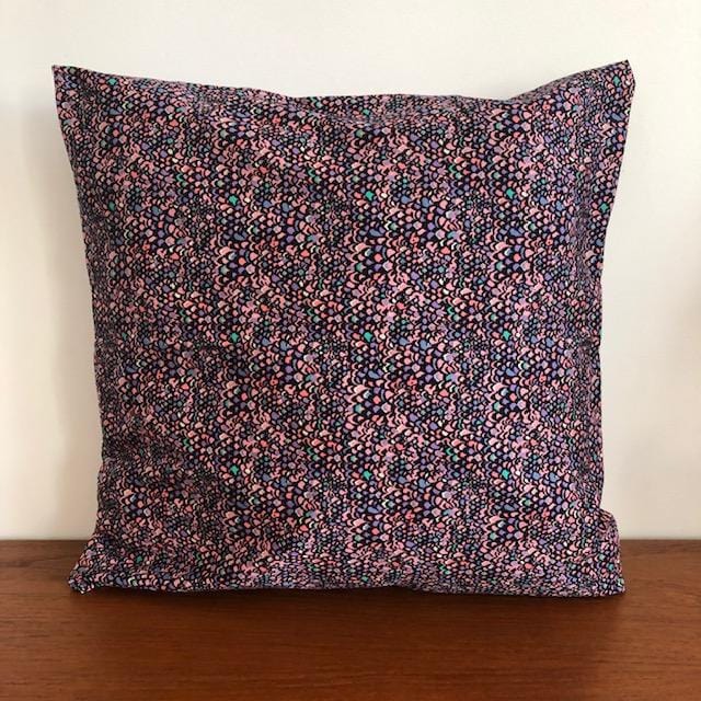 Coussin Evesome 50x50cm en denim de Liberty -  Evesome cushion 50x50cm in Liberty denim