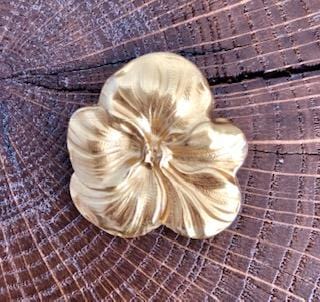Broche Pensée dorée Evesome -  Evesome Gold Thinking Brooch
