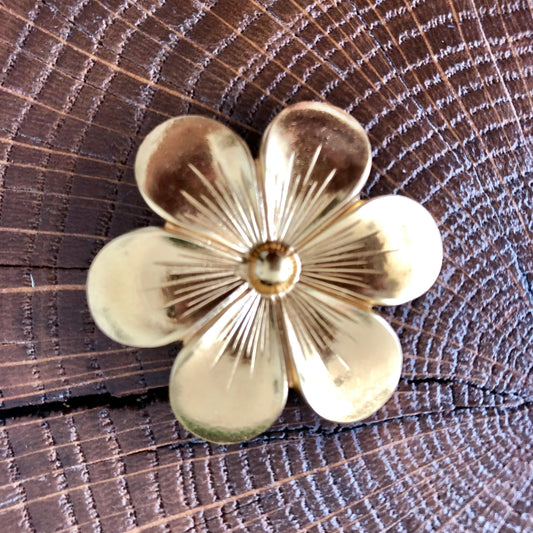Broche Fleur 6 pétales dorée