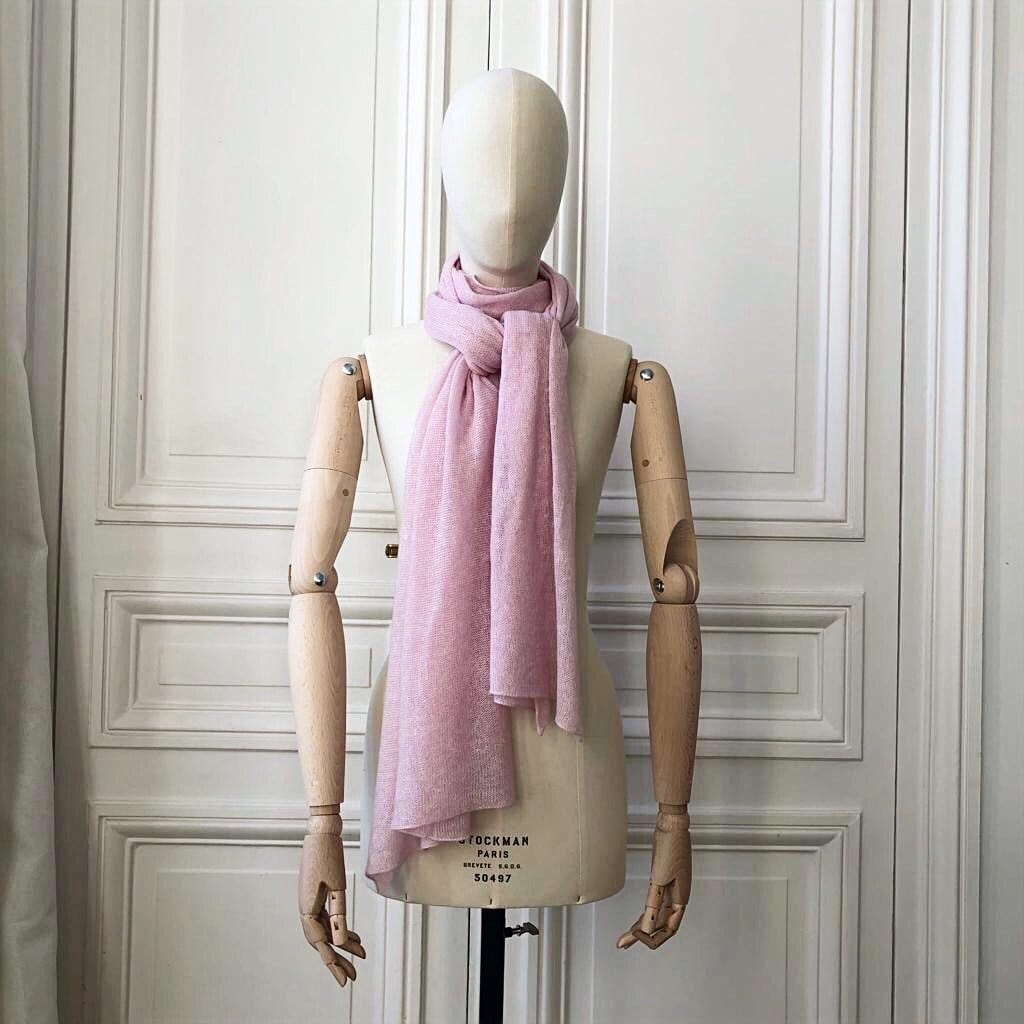 Etole rose layette tricotée en France 200x60 cm 58% cachemire 42% lin