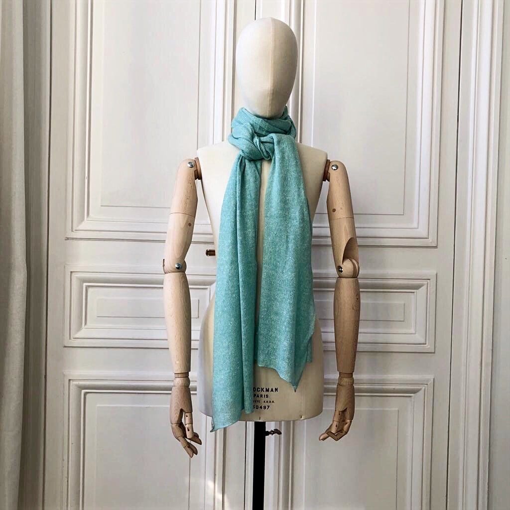 Etole turquoise tricotée en France 200x60 cm 58% cachemire 42% lin