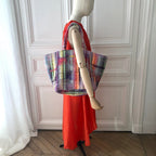 Sac Sébastien en tweed rose tendre, rose vif, rouge, noir, lilas et orange tissé et fabriqué en France