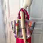 Sac Sébastien en tweed rose tendre, rose vif, rouge, noir, lilas et orange tissé et fabriqué en France