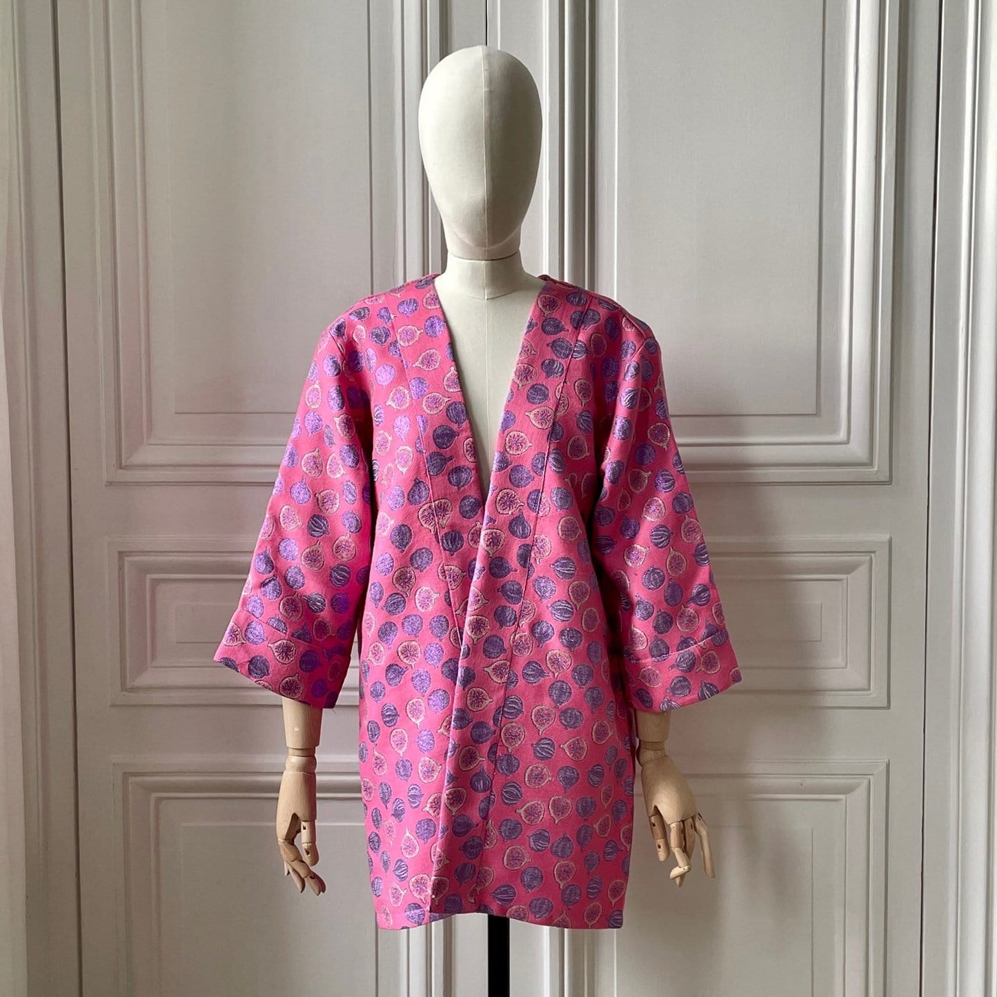 Kimono en tweed rose mauve et argent figues tissé et fabriqué en France