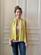Pull jaune sans manches double positions 58% cachemire 42% lin tricoté en France